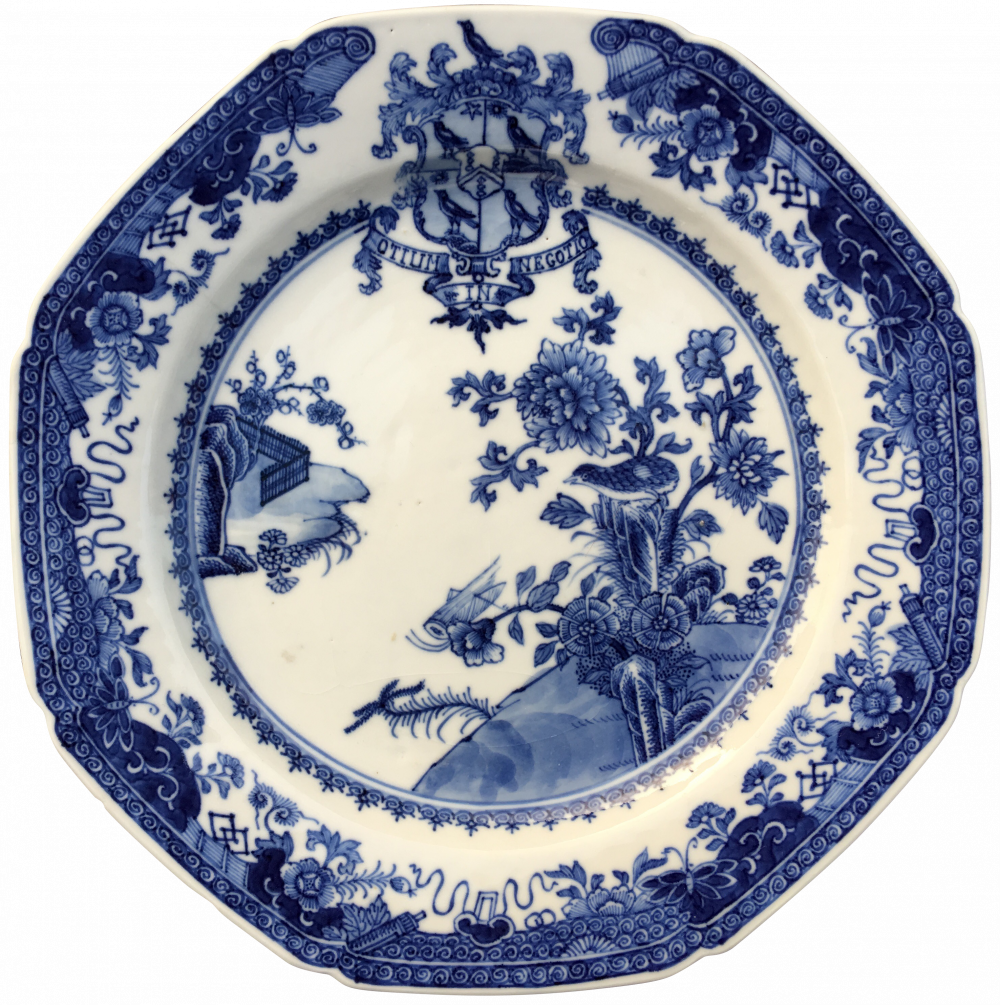 Porcelain Qianlong (1735-1795), China Porcelain Qianlong (1735-1795), China