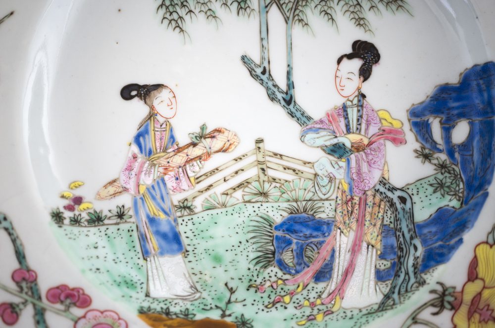 Famille rose Porcelain Yonghzeng (1723-1735), circa 1730, China Famille rose Porcelain Yonghzeng (1723-1735), circa 1730, China