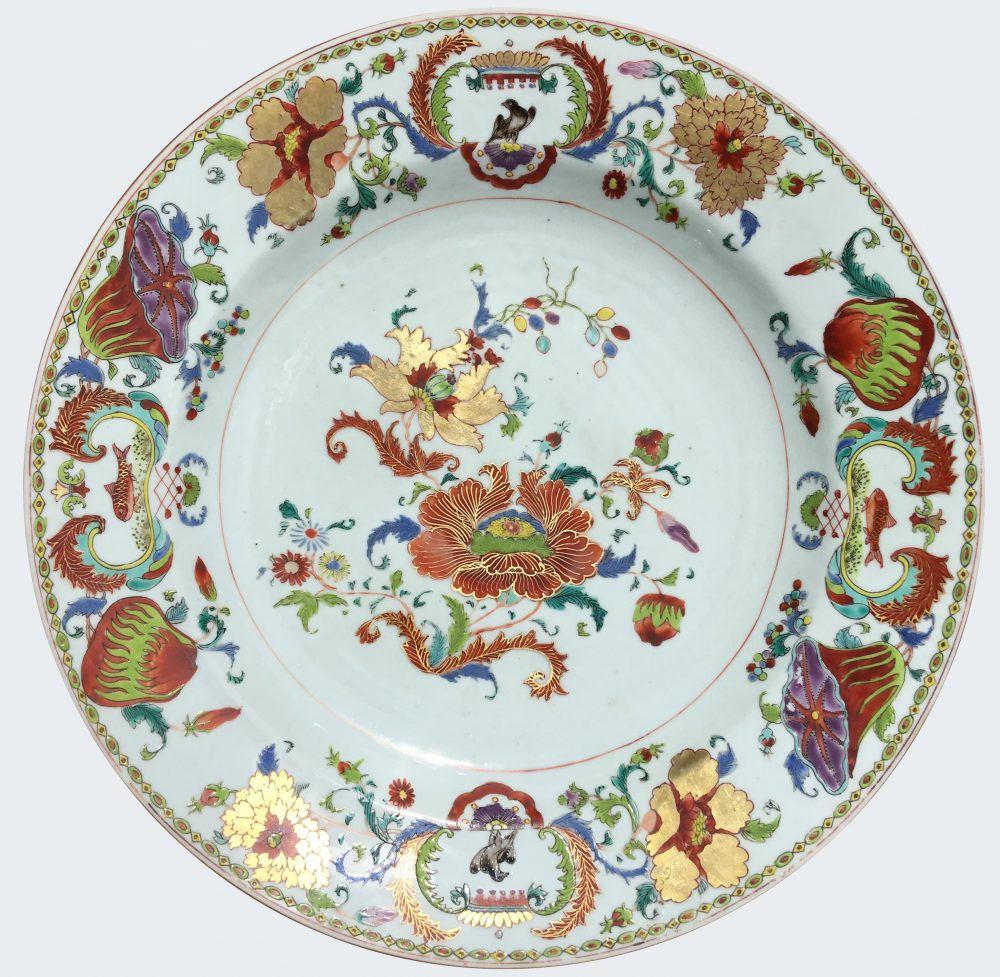Famille rose Porcelain Yongzheng (1723-1735) or Qianlong (1735-1795), China Famille rose Porcelain Yongzheng (1723-1735) or Qianlong (1735-1795), China