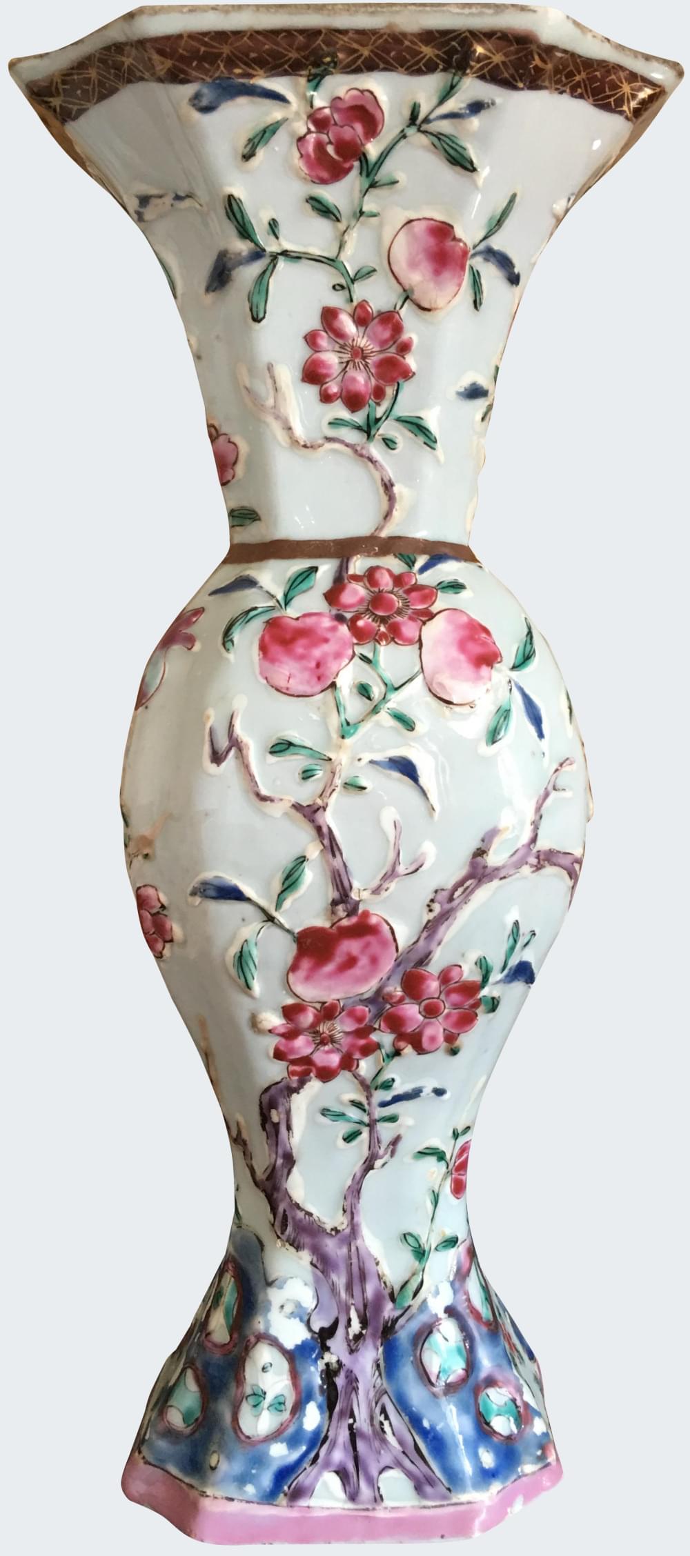 Famille rose Porcelain Late Yongzheng (1722-1735), early Qianlong (1735-1795), China