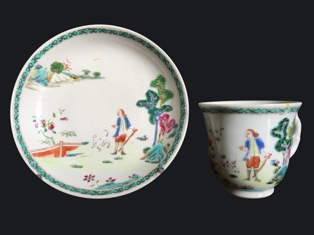 Famille rose Porcelain Qianlong (1735-1795), China Famille rose Porcelain Qianlong (1735-1795), China