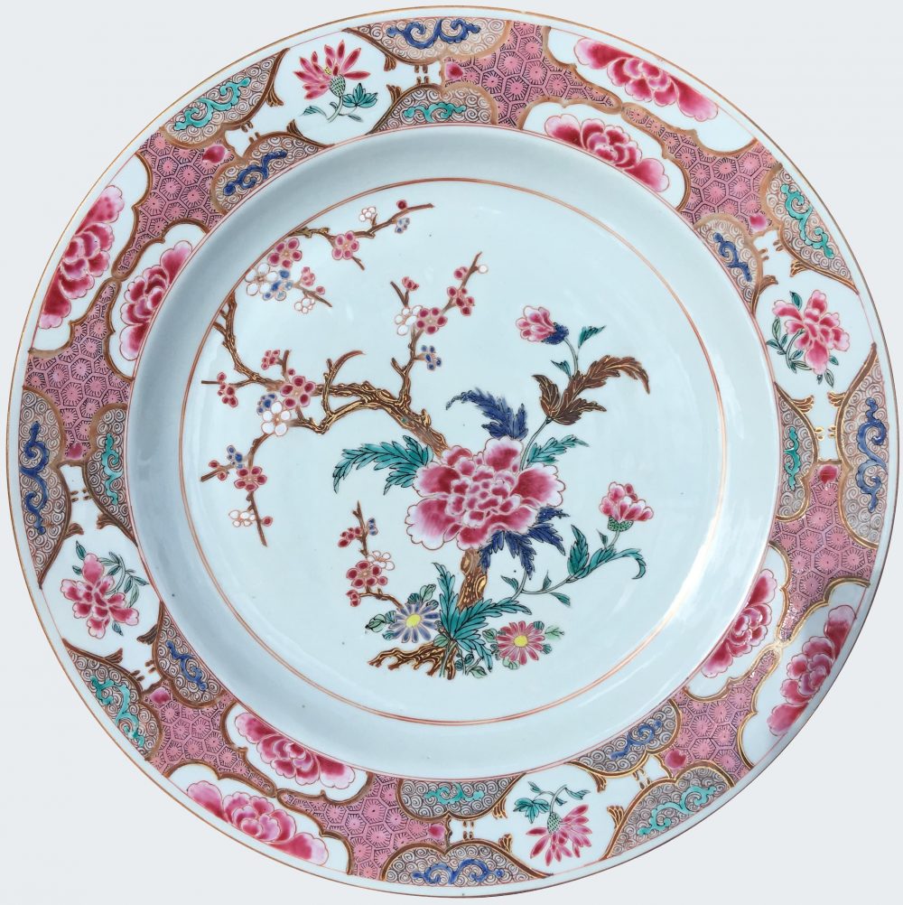 Famille rose Porcelain Yongzheng (1723-1735), China Famille rose Porcelain Yongzheng (1723-1735), China
