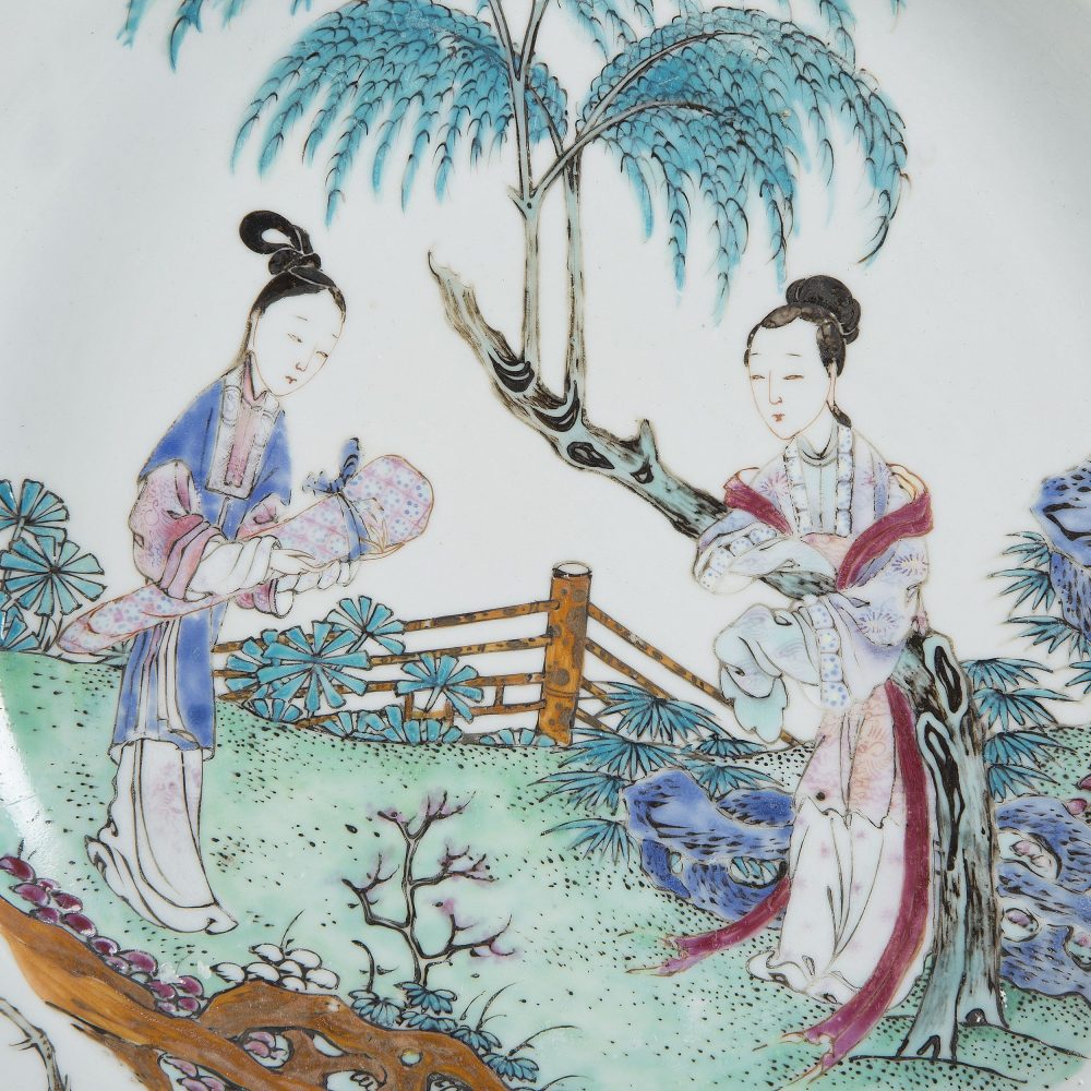 Famille rose Porcelaine Yongzheng (1723-1735), China Famille rose Porcelaine Yongzheng (1723-1735), China