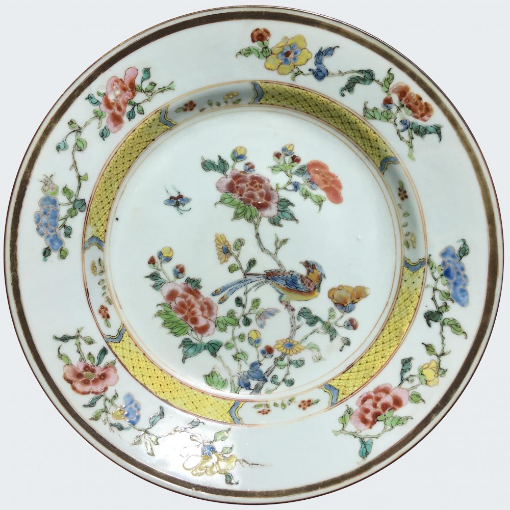 Famille rose Porcelain Yongzheng (1723-1735), China Famille rose Porcelain Yongzheng (1723-1735), China