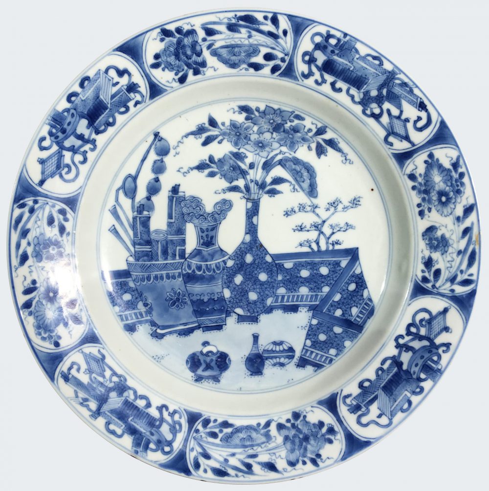 Porcelain Kangxi (1662-1722), China Porcelain Kangxi (1662-1722), China