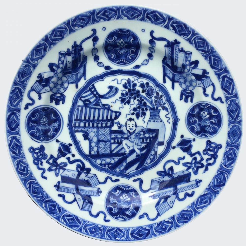 Porcelain Kangxi (1662-1722), China Porcelain Kangxi (1662-1722), China