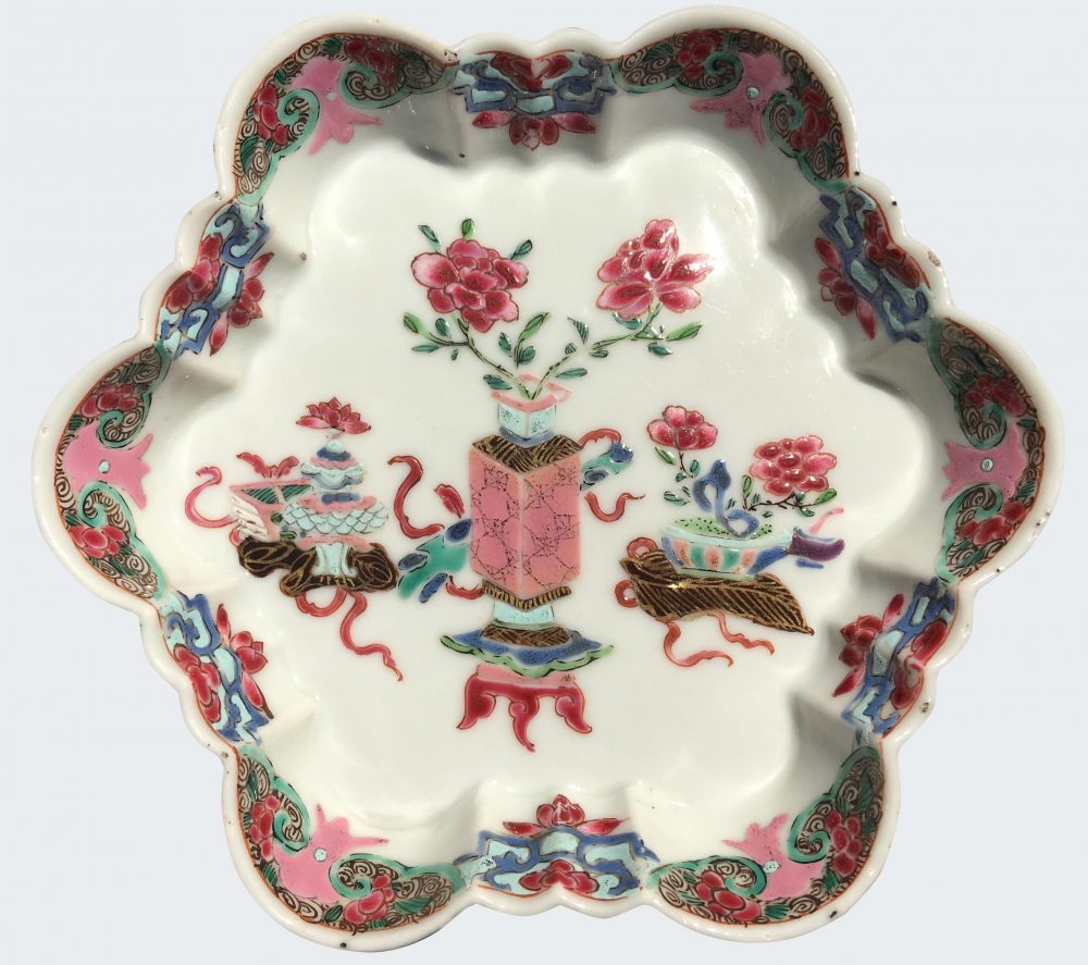 Famille rose Porcelain Yongzheng (1723-1735), China