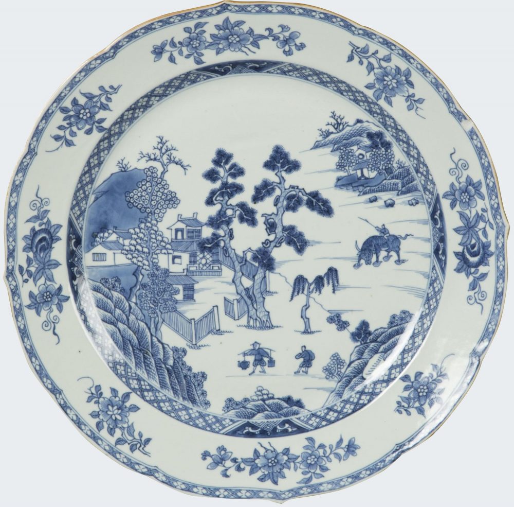 Porcelain Qianlong (1736-1795), China Porcelain Qianlong (1736-1795), China