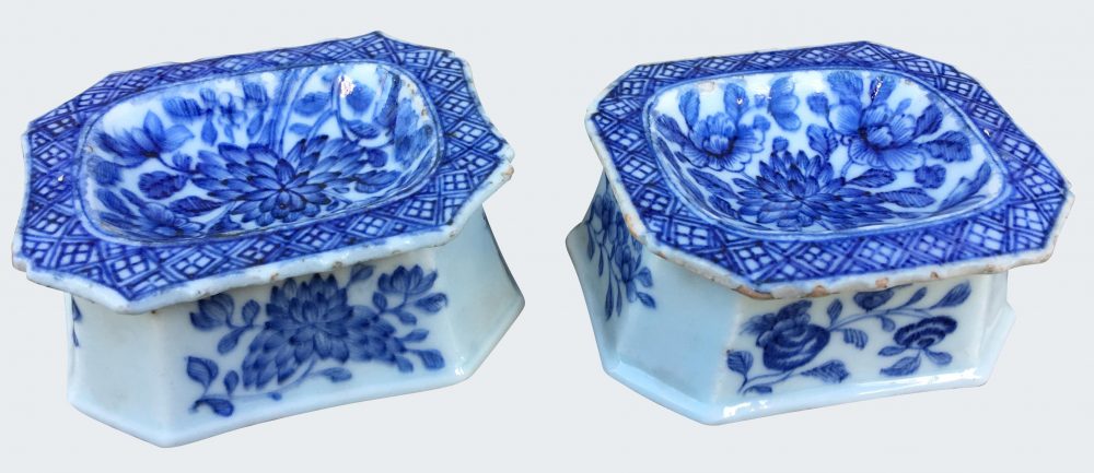 Porcelain Kangxi (1662-1722), China Porcelain Kangxi (1662-1722), China