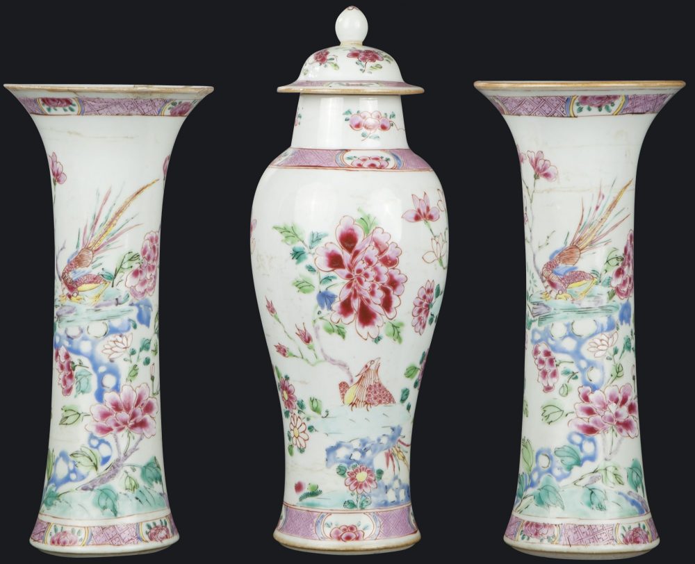 Famille rose Porcelain Yongzheng (1723-1735), China