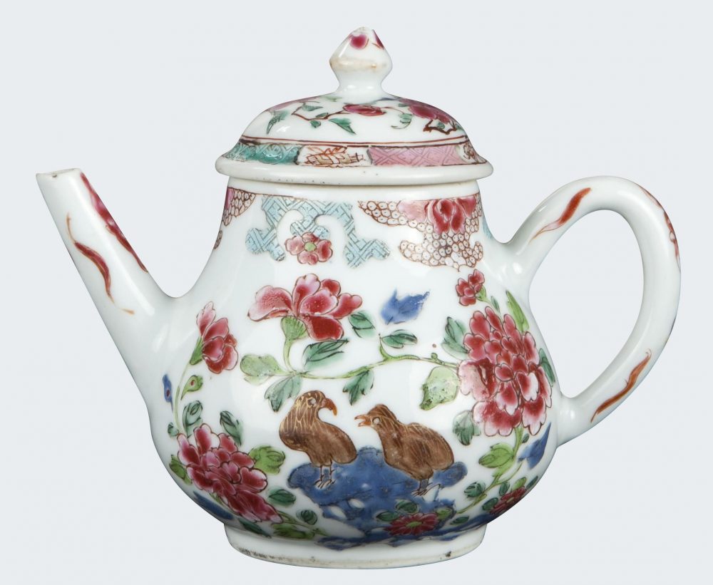 Famille rose Porcelain Yongzheng (1723-1735), China Famille rose Porcelain Yongzheng (1723-1735), China