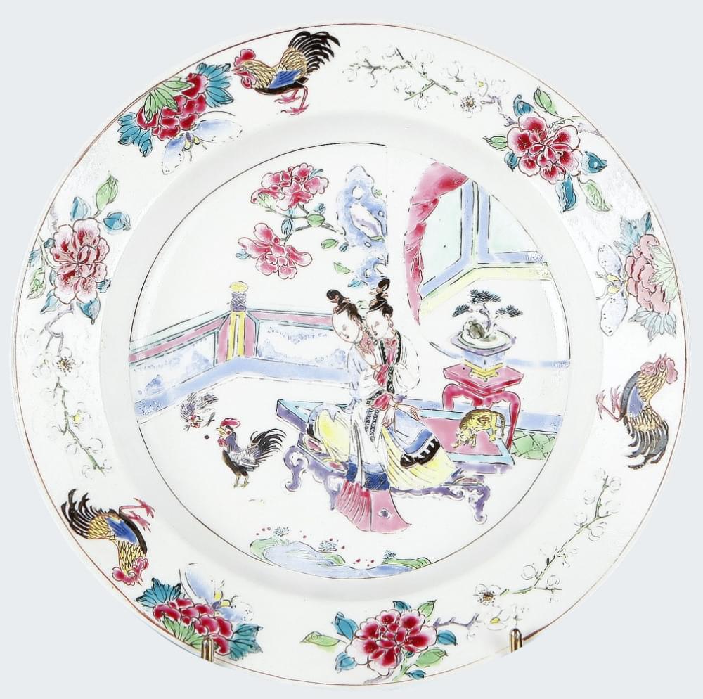 Famille rose Porcelain Yongzheng (1723-1735), China Famille rose Porcelain Yongzheng (1723-1735), China