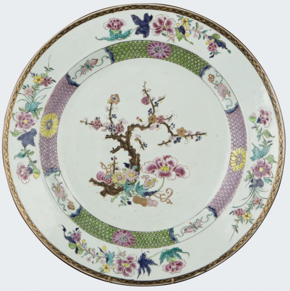 Famille rose Porcelain Yongzheng (1723-1735), China