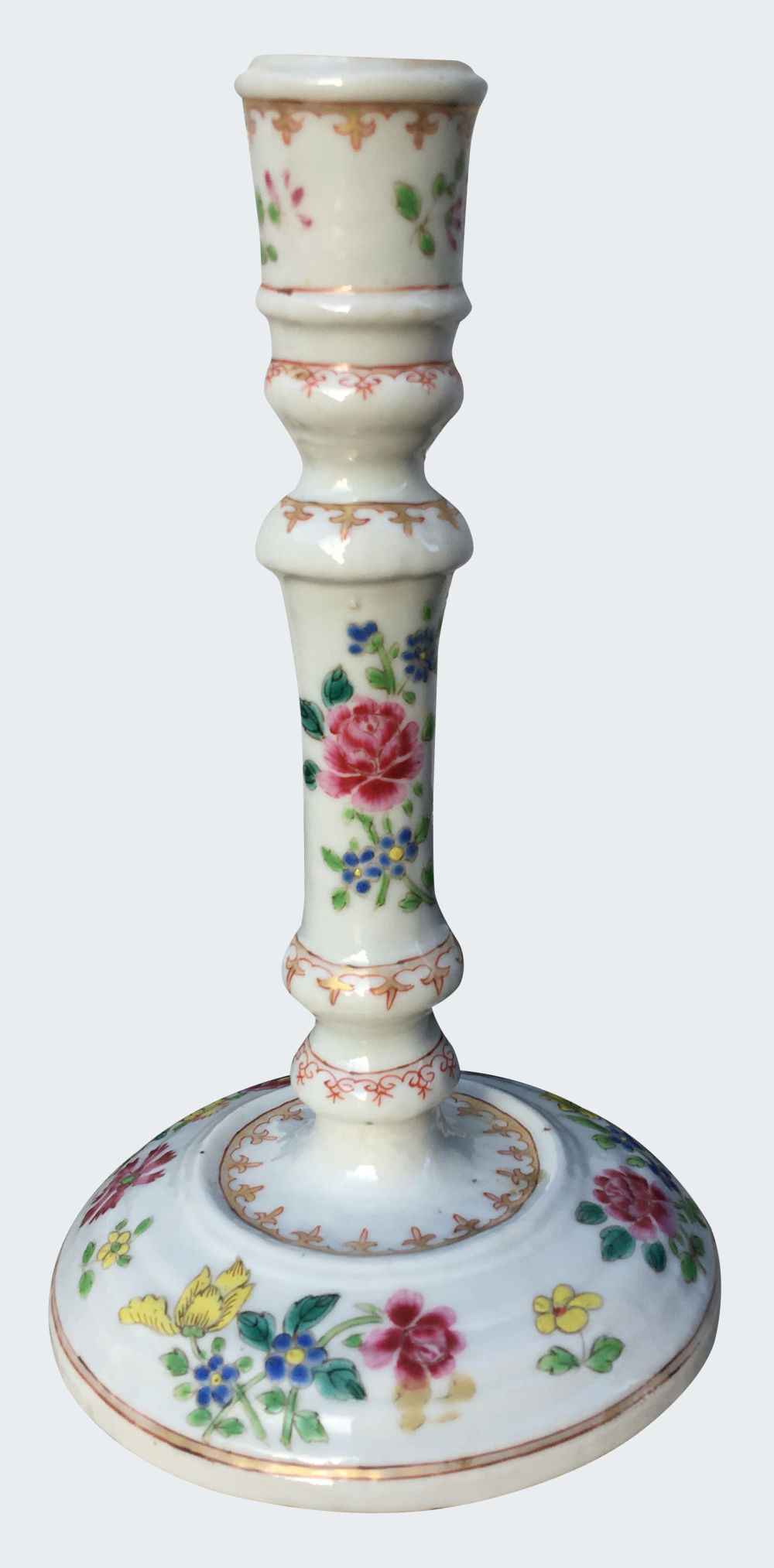 Famille rose Porcelain Qianlong (1735-1795), China Famille rose Porcelain Qianlong (1735-1795), China