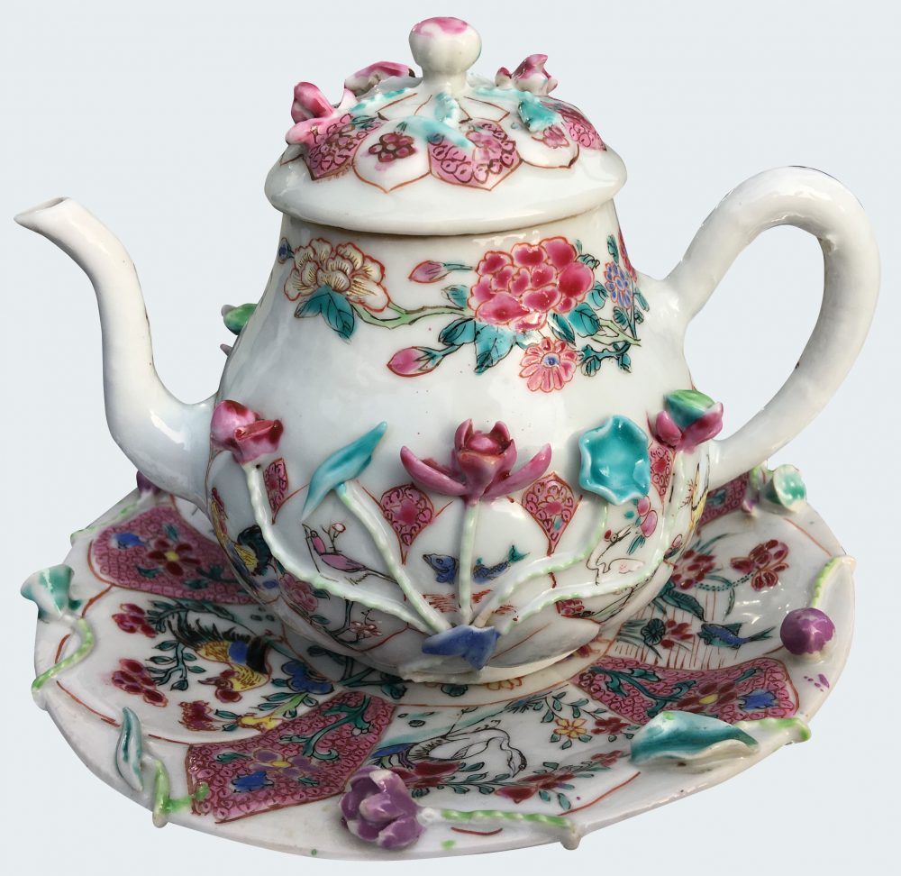 Famille rose Porcelain Yongzheng (1723-1735), China Famille rose Porcelain Yongzheng (1723-1735), China