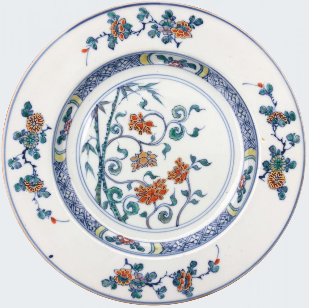 Porcelain Kangxi (1662-1722) or Yongzheng (1723-1735), China Porcelain Kangxi (1662-1722) or Yongzheng (1723-1735), China
