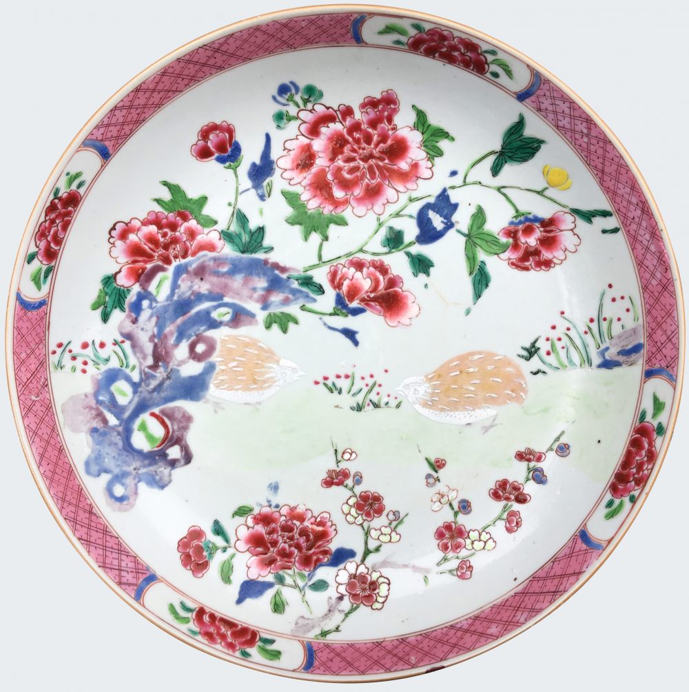 Famille rose Porcelain Yongzheng (1723-1735), China Famille rose Porcelain Yongzheng (1723-1735), China