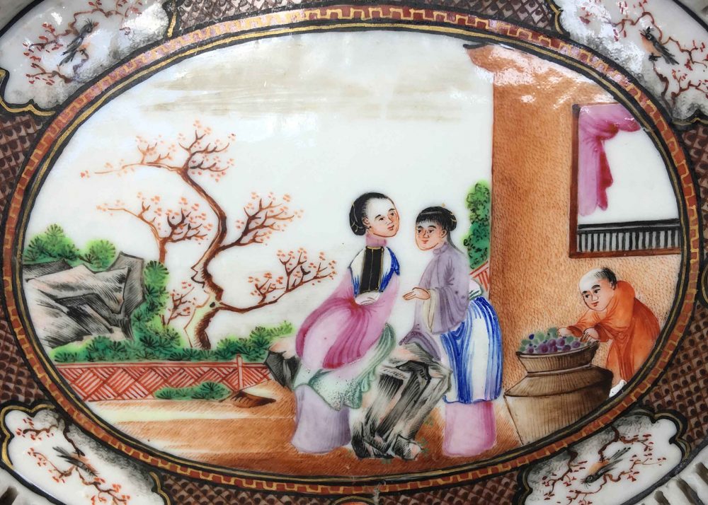 Famille rose Porcelain Late Qianlong (1736-1795), circa 1790-1800, China Famille rose Porcelain Late Qianlong (1736-1795), circa 1790-1800, China