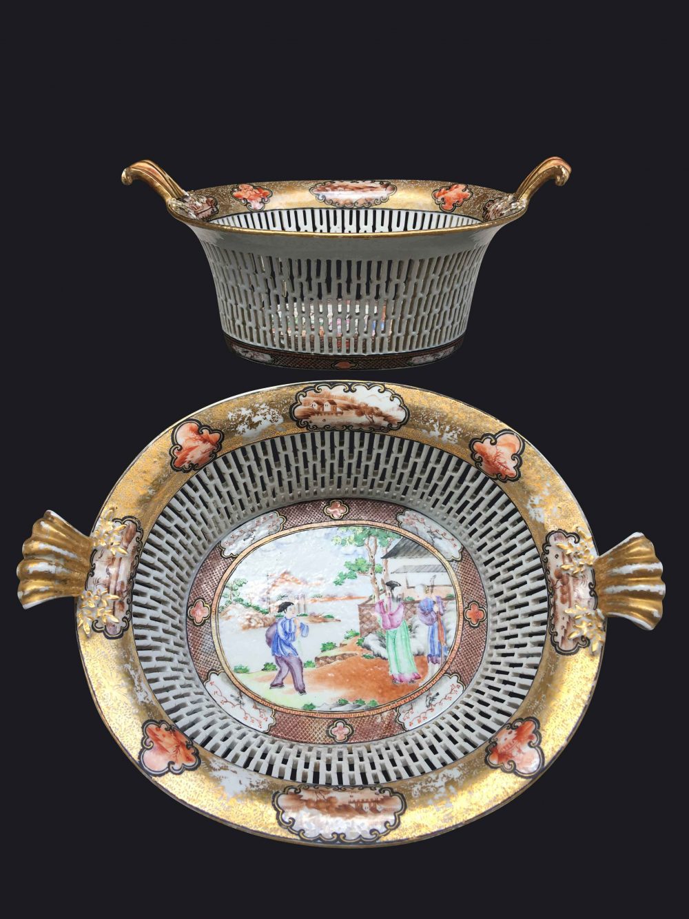 Famille rose Porcelain Late Qianlong (1736-1795), circa 1790-1800, China Famille rose Porcelain Late Qianlong (1736-1795), circa 1790-1800, China