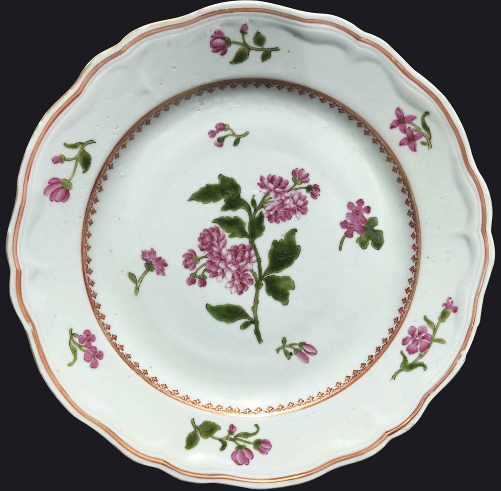 Famille rose Porcelain Qianlong (1736-1795), circa 1760, China Famille rose Porcelain Qianlong (1736-1795), circa 1760, China