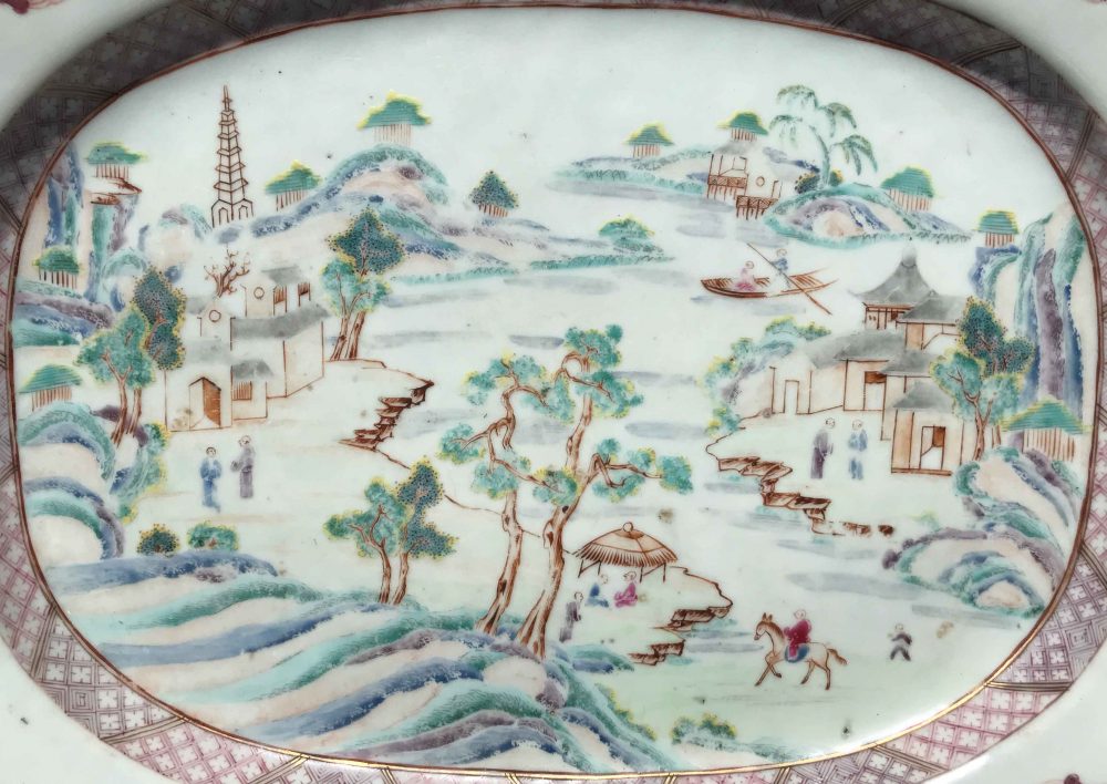 Famille rose Porcelain Qianlong (1736-1795), circa 1740/1750, China Famille rose Porcelain Qianlong (1736-1795), circa 1740/1750, China