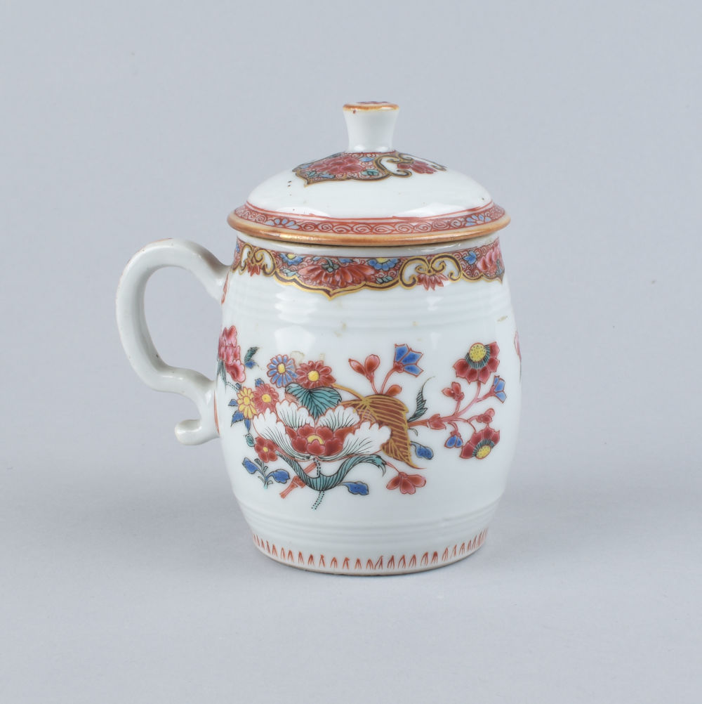 Famille rose Porcelain Qianlong (1735-1795), circa 1750, China Famille rose Porcelain Qianlong (1735-1795), circa 1750, China