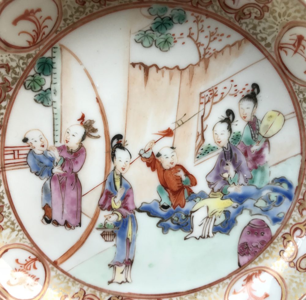 Famille rose Porcelain Qianlong (1735-1795), circa 1740/50, China Famille rose Porcelain Qianlong (1735-1795), circa 1740/50, China