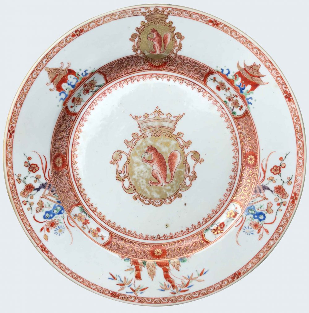 Porcelain Yongzheng (1723-1735), circa 1730/35, China Porcelain Yongzheng (1723-1735), circa 1730/35, China