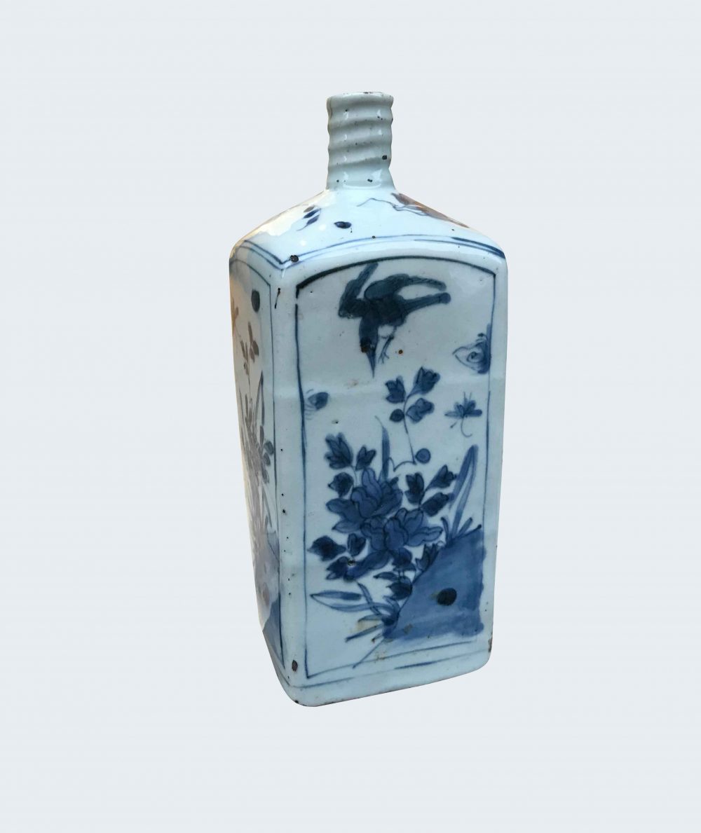 Porcelain Late Ming/Transitional period, circa 1620-1640, China Porcelain Late Ming/Transitional period, circa 1620-1640, China
