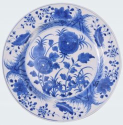 Porcelain Kangxi (1662-1722), China Porcelain Kangxi (1662-1722), China