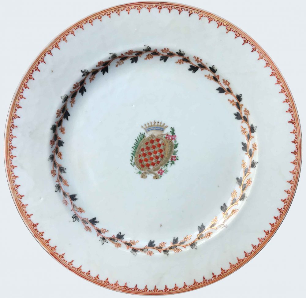 Porcelain Qianlong (1735-1795), China Porcelain Qianlong (1735-1795), China