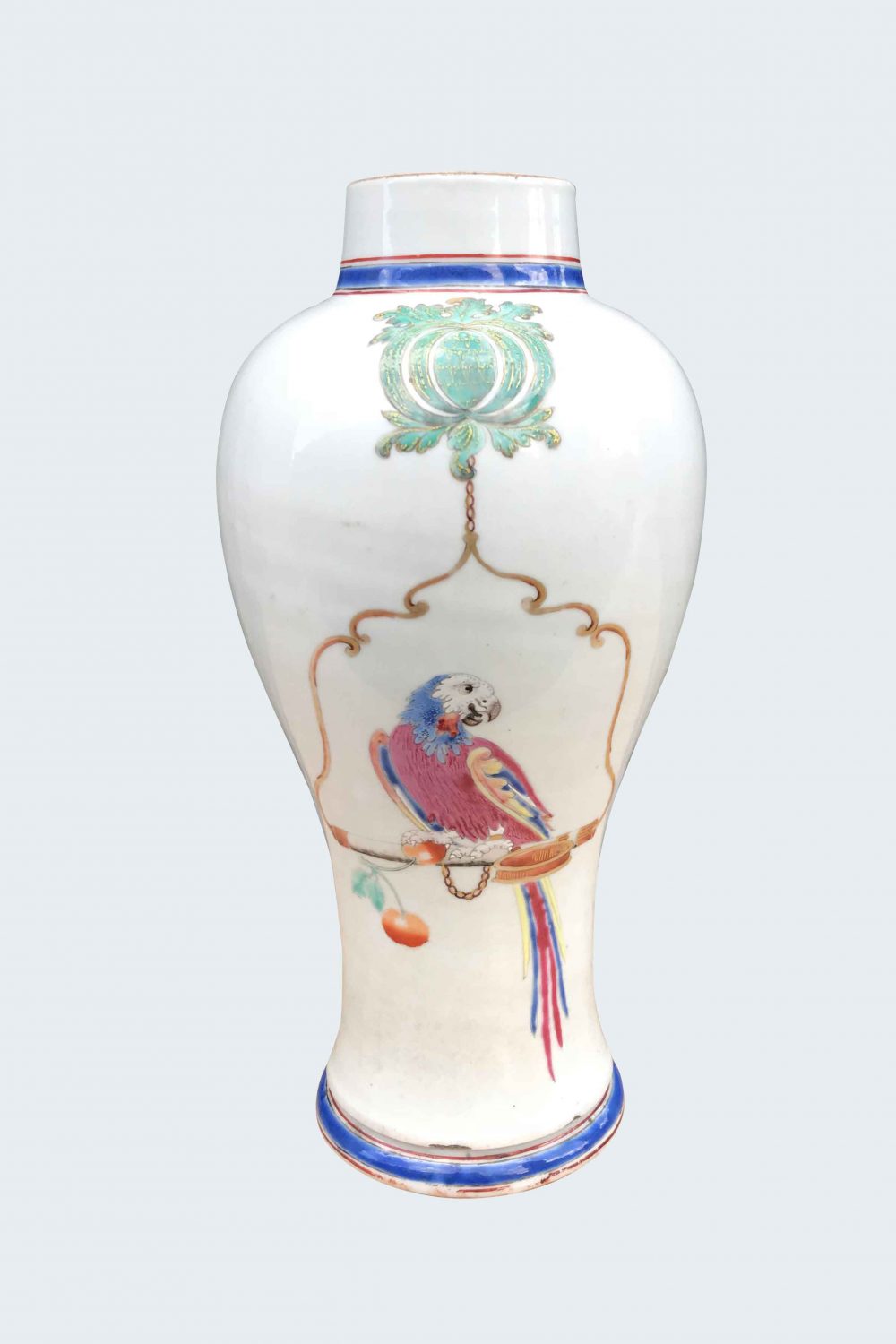 Famille rose Porcelain Qianlong (1736-1795), circa 1740 , China Famille rose Porcelain Qianlong (1736-1795), circa 1740 , China