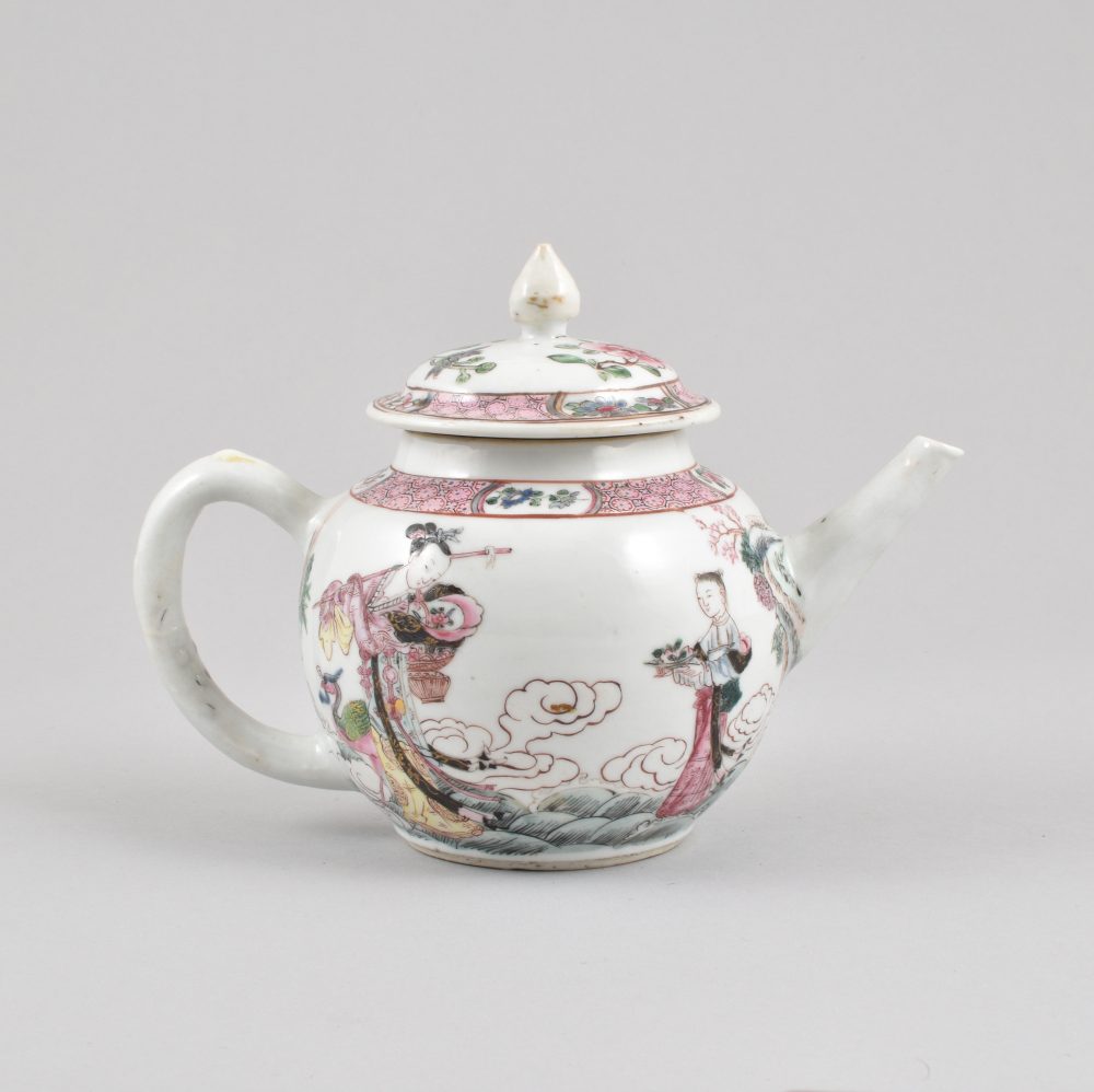 Famille rose Porcelain Yongzheng (1723-1735), China Famille rose Porcelain Yongzheng (1723-1735), China