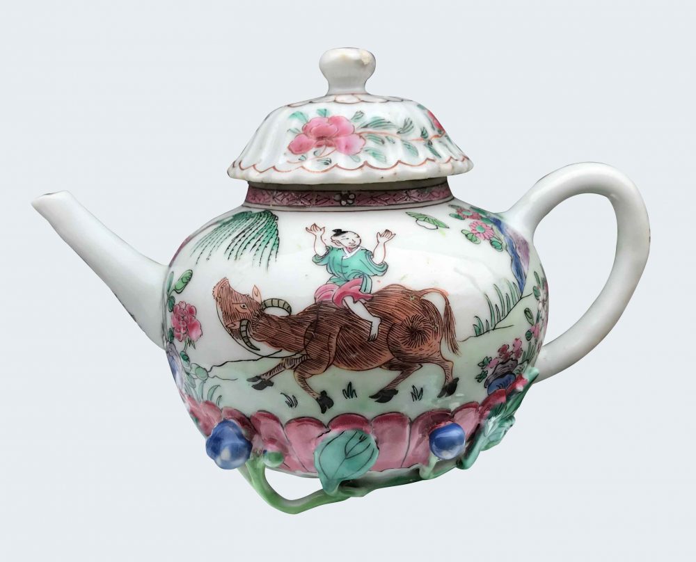 Famille rose Porcelain Yongzheng (1723-1735), China Famille rose Porcelain Yongzheng (1723-1735), China