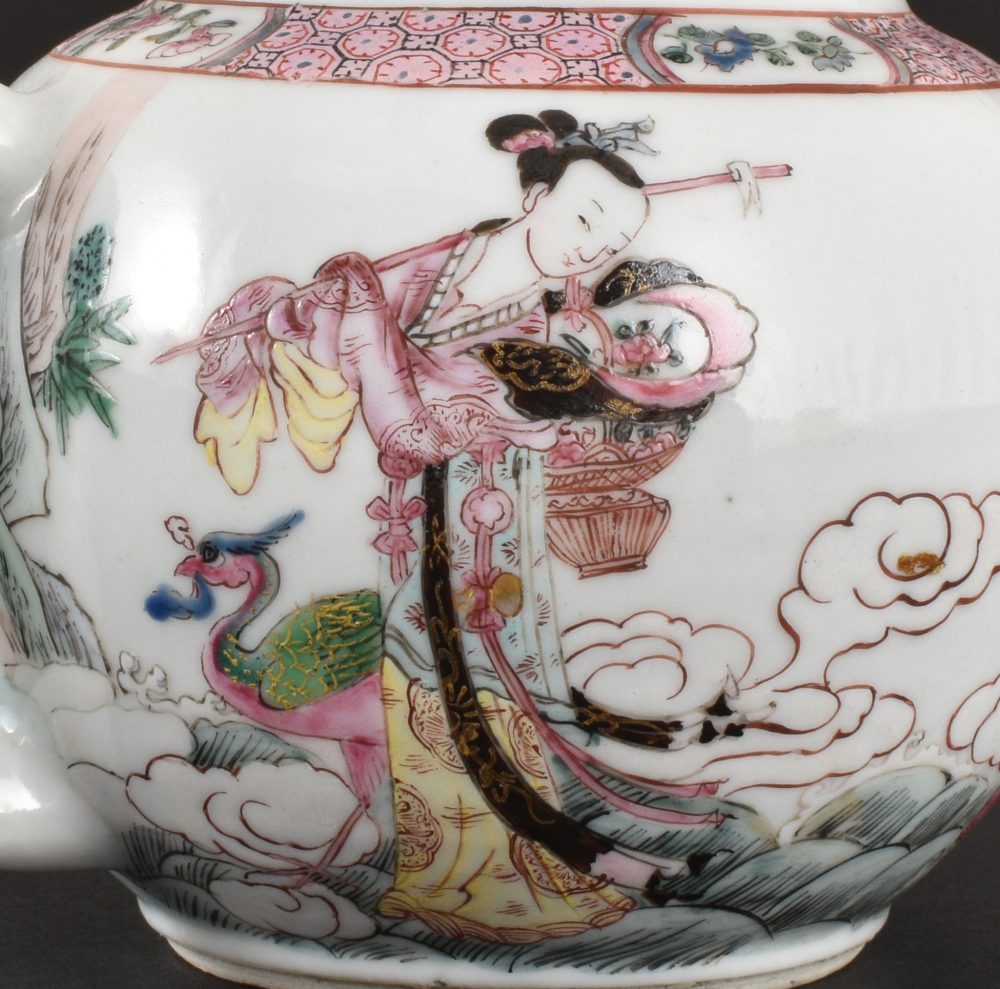 Famille rose Porcelain Yongzheng (1723-1735), China Famille rose Porcelain Yongzheng (1723-1735), China