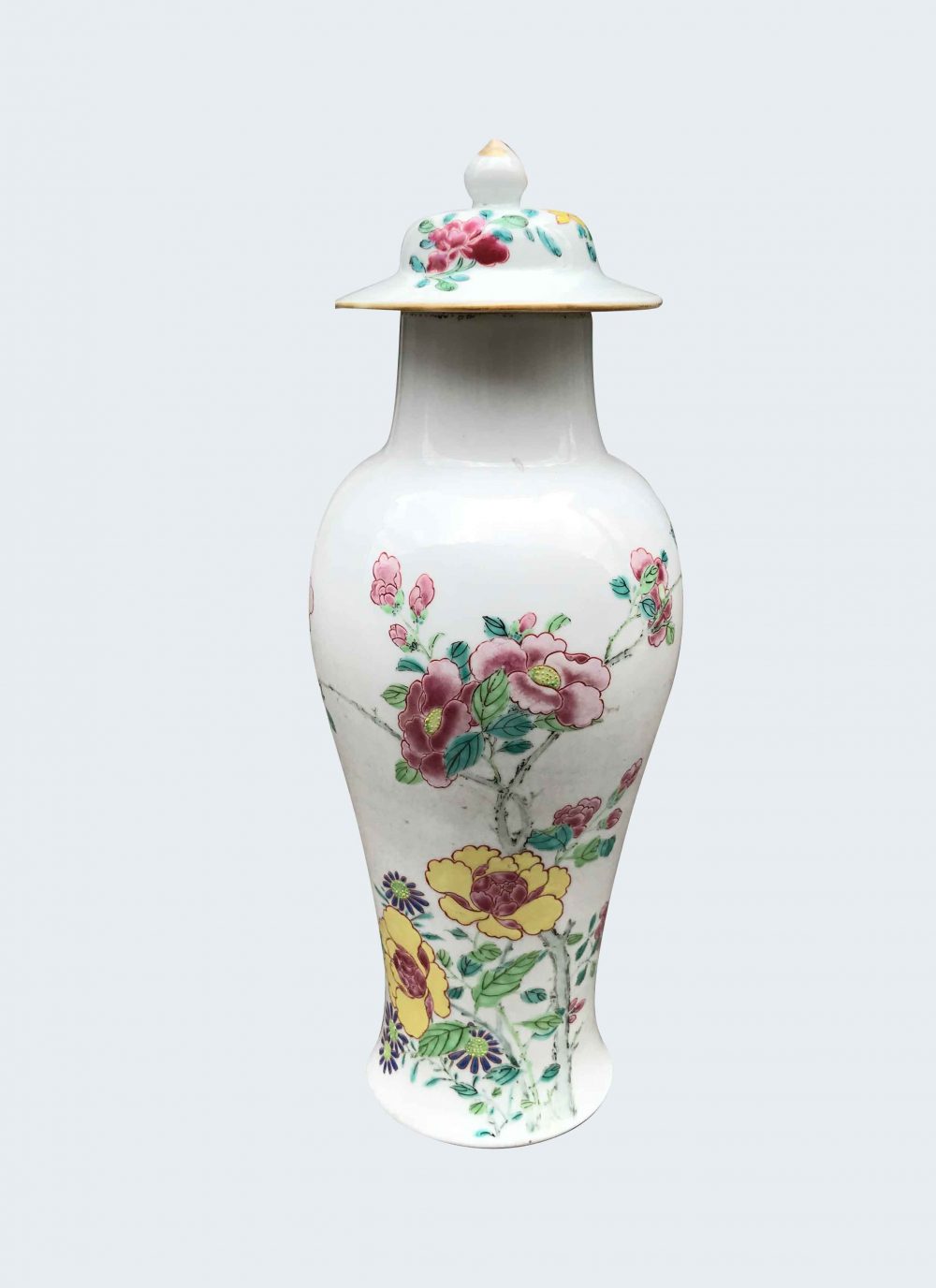 Famille rose Porcelain Yongzheng (1723-1735), China Famille rose Porcelain Yongzheng (1723-1735), China