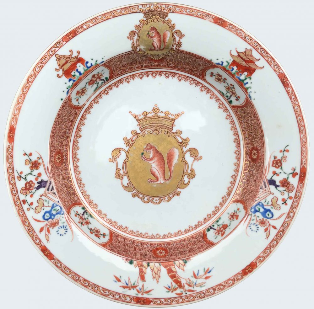 Porcelain Yongzheng (1723-1735), circa 1730/35, China Porcelain Yongzheng (1723-1735), circa 1730/35, China