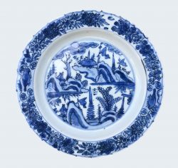 Porcelain Ming period - Late Jiajing (1522-1566), Longqing (1567-1572) or early Wanli (1573-1620). , China