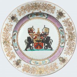 Famille rose Porcelain Qianlong (1736-1795), circa 1740 , China