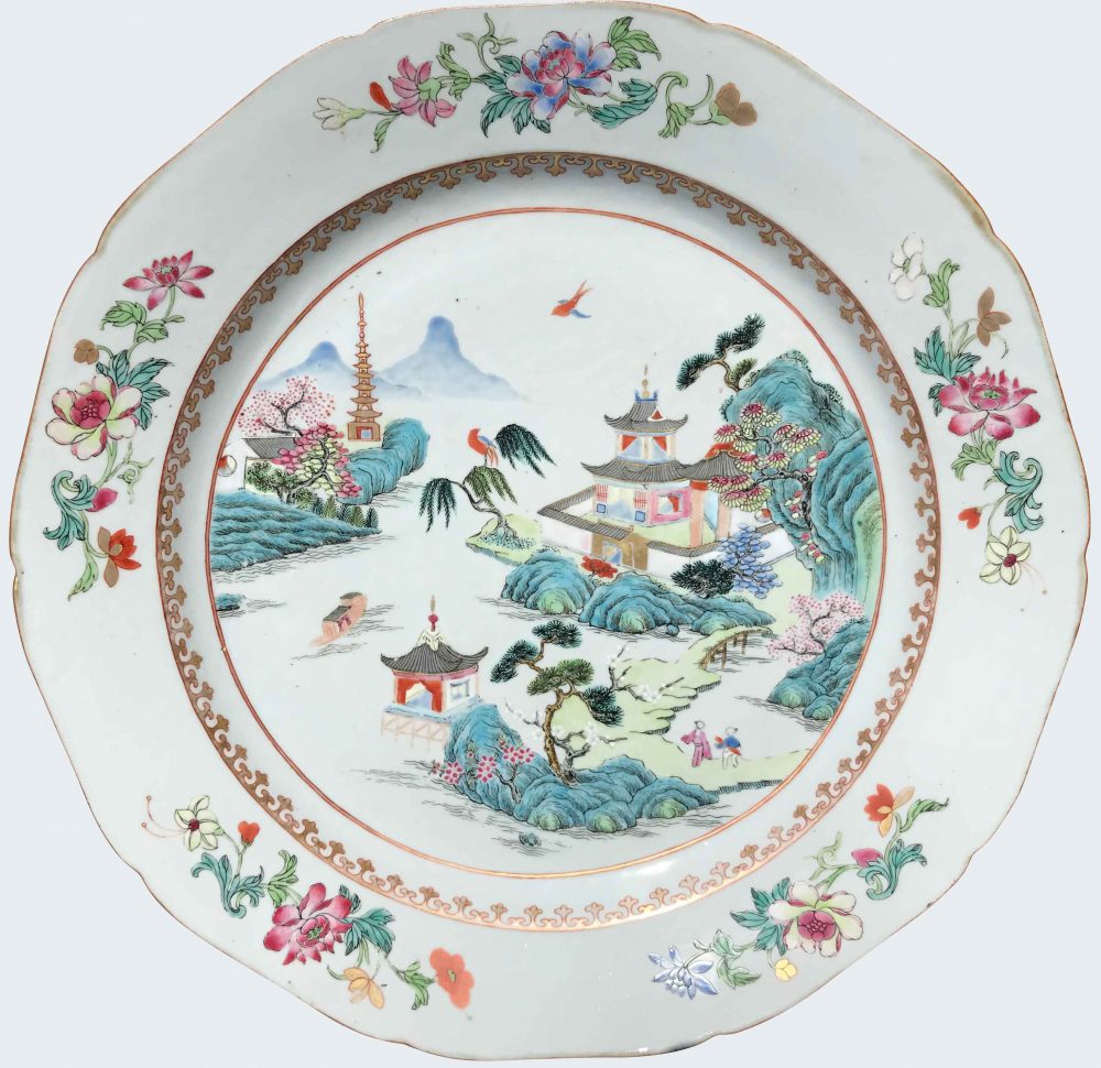 Famille rose Porcelaine Qianlong (1735-1795), China Famille rose Porcelaine Qianlong (1735-1795), China