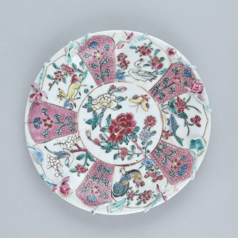 Famille rose Porcelain Yongzheng (1723-1735), China Famille rose Porcelain Yongzheng (1723-1735), China