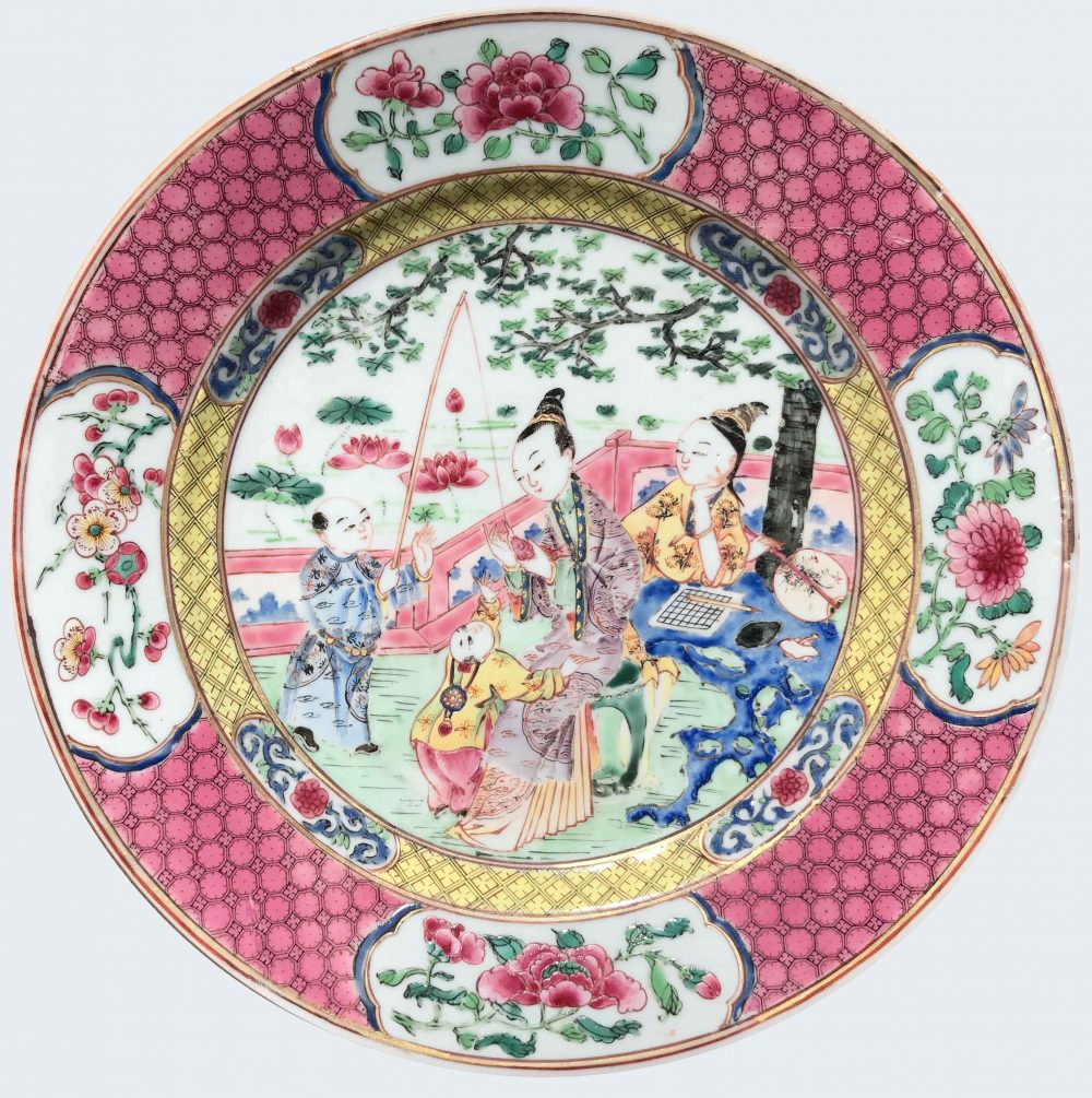 Famille rose Porcelain Yongzheng (1723-1735), China Famille rose Porcelain Yongzheng (1723-1735), China