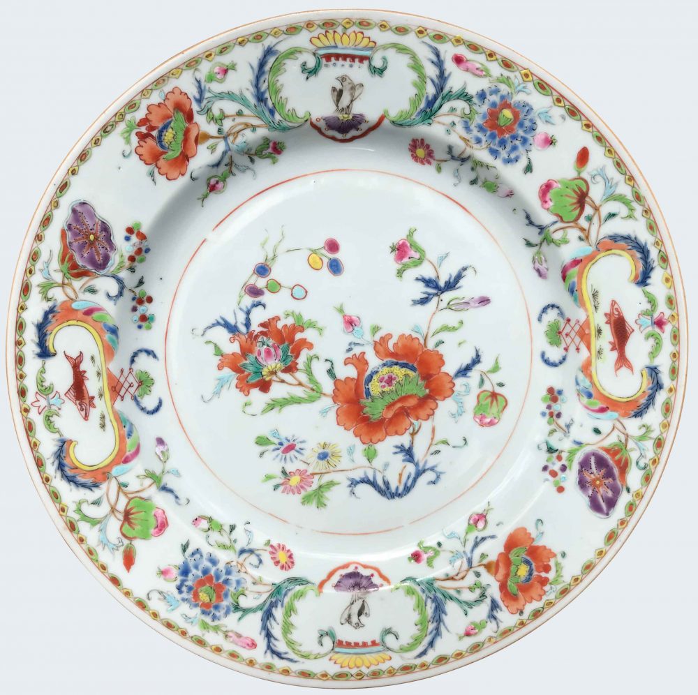 Famille rose Porcelain Yongzheng period (1723-1735) or Qianlong period (1735-1795), China Famille rose Porcelain Yongzheng period (1723-1735) or Qianlong period (1735-1795), China