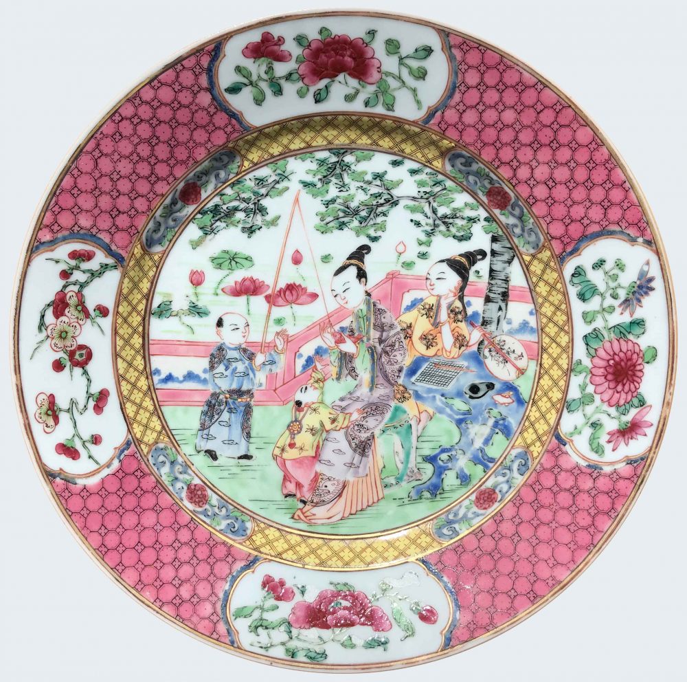 Famille rose Porcelain Yongzheng (1723-1735), China Famille rose Porcelain Yongzheng (1723-1735), China