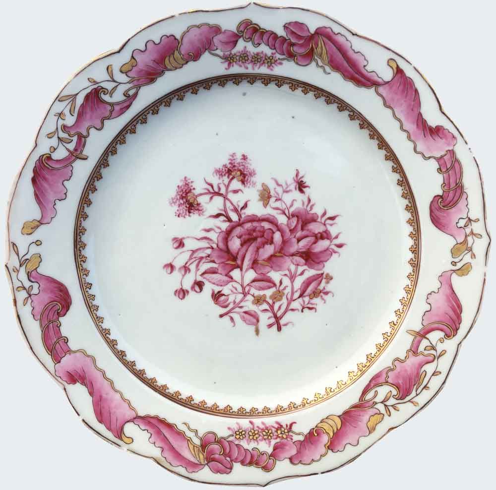 Famille rose Porcelain Qianlong (1735-1795), China Famille rose Porcelain Qianlong (1735-1795), China