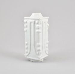Porcelain Kangxi (1662-1722), China Porcelain Kangxi (1662-1722), China