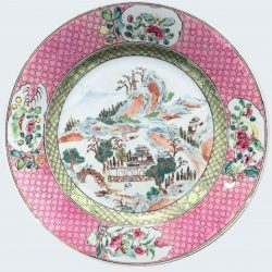 Famille rose Porcelain Yongzheng (1723-1735), China Famille rose Porcelain Yongzheng (1723-1735), China