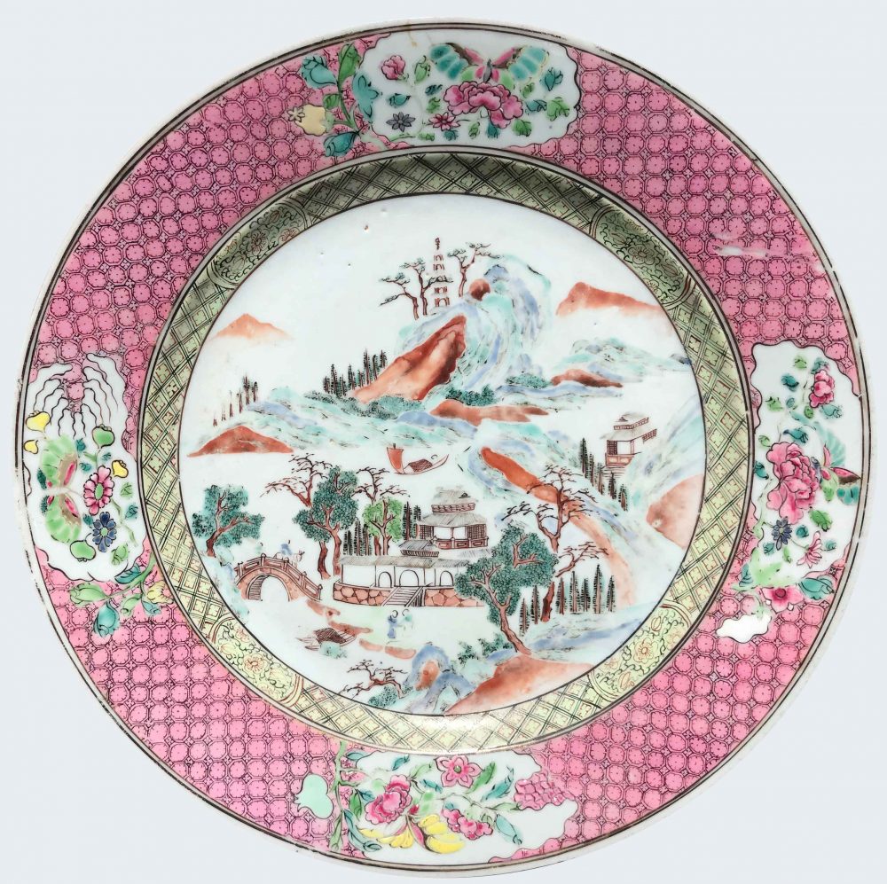 Famille rose Porcelain Yongzheng (1723-1735), China Famille rose Porcelain Yongzheng (1723-1735), China