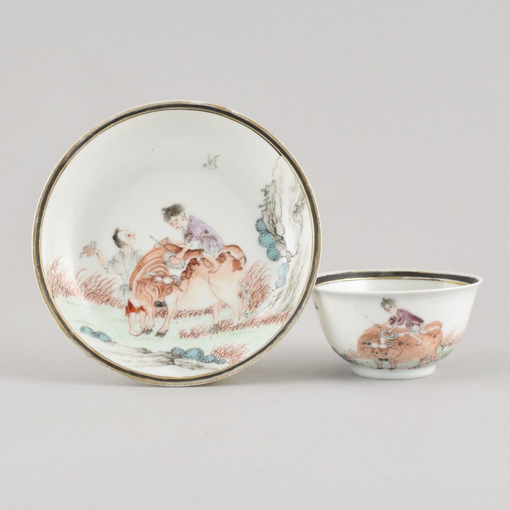 Famille rose Porcelain Yongzheng (1723-1735), China Famille rose Porcelain Yongzheng (1723-1735), China