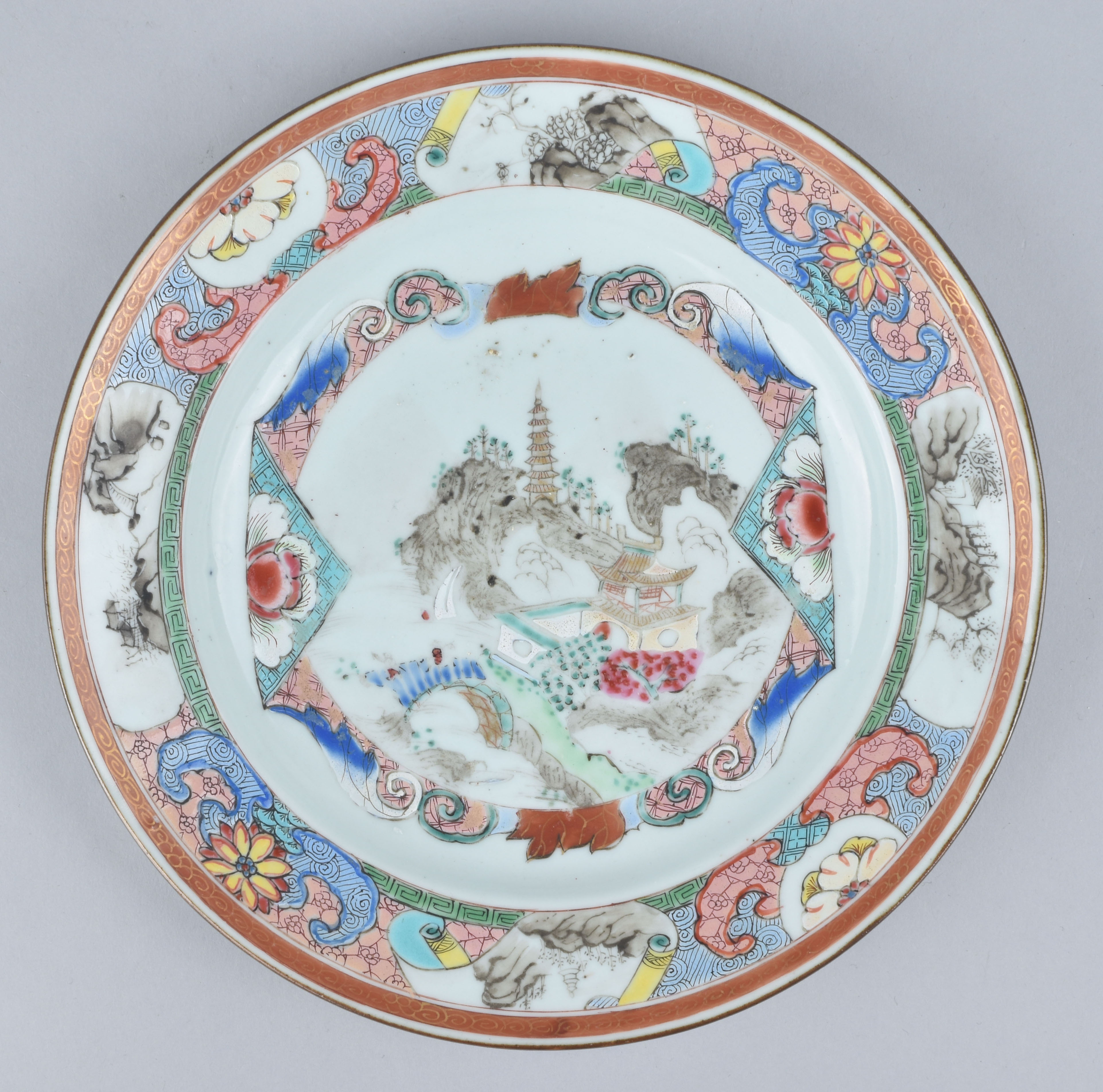 Famille rose Porcelain Yongzheng (1723-1735) or Qianlong period (1736-1795), circa 1730-1740, China Famille rose Porcelain Yongzheng (1723-1735) or Qianlong period (1736-1795), circa 1730-1740, China